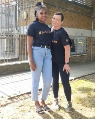 What an honour to lead volunteer activities, with our partners @centricmoments again yesterday, in Angell Town Communiity Garden, Brixton."A family day out.."Saturday 20th July we began to rebuild the Angell Town Communiity Food and herb garden. So many different ages and people of different cultural backgrounds, pitched in for one cause. Community well being and development. Positive forward movement.Yesterday we completed the part of the garden that was promised to be rebuilt. Some minor detailing will be completed during the coming week, but a garden that was not originally built by us, now had a new lease of life. A place of solace and knowledge, for the local community and wider. Love and respect to everyone that was involved in making the day such a success. A day of reasoning, and celebrating life. Big shout out to the Angell Town Communiity and RMO. Simon Ghartey Progress Founder#Winning #NoExcuse #Humanity 📸:@abitofalllondon @progresslondon Angell Town Communiity Garden, Angell Town Housing Estate, Brixton, London, United Kingdom.#TheBiggerPicture #Seed2Plate #Seed2Seed #FutureFood #Time4Progress #SocialChange #Global #Heritage #ResilienceGardening #ResilienceArts #ResilienceFilm #Organic #SelfSustainability #Empowerment #Dignity #HumanCommunity #ThinkOutoftheBox #ThinkofOthers #Makwande #Umbuntu